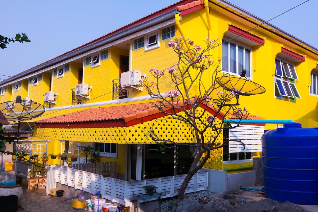 Hotel Rak Ban Kerd House Ko Si Chang Pokój zdjęcie