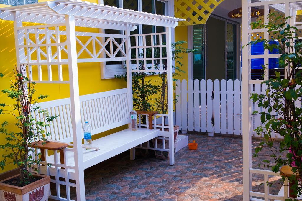 Hotel Rak Ban Kerd House Ko Si Chang Pokój zdjęcie